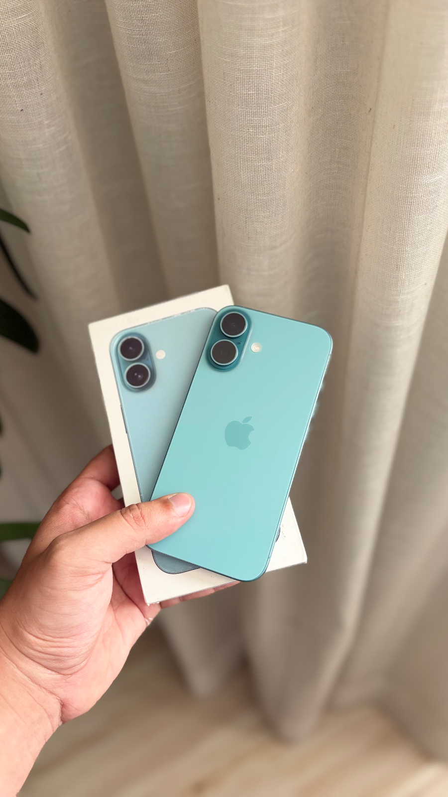 Iphone 16 128GB na cor Preto